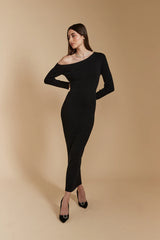 Single Sleeve Gown - Nero