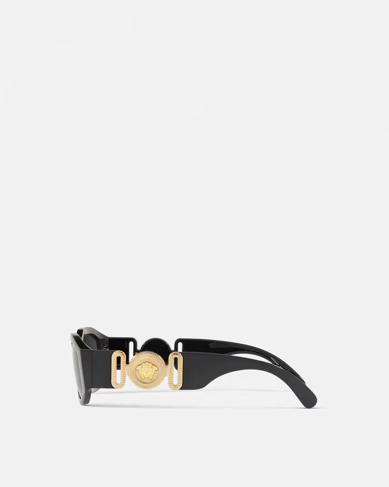 Medusa Biggie Sunglasses - Black and Gold