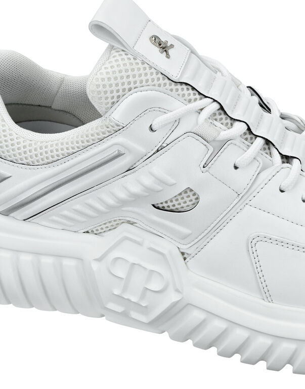 White Runners Hexagon