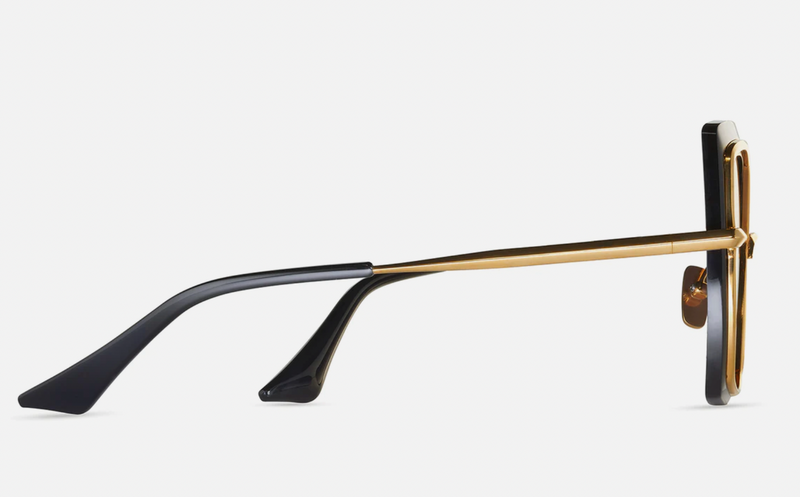 Narcissus in Black and Gold