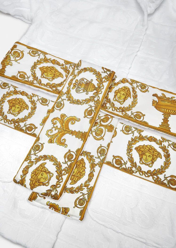 I Love Baroque Hooded Bathrobe White